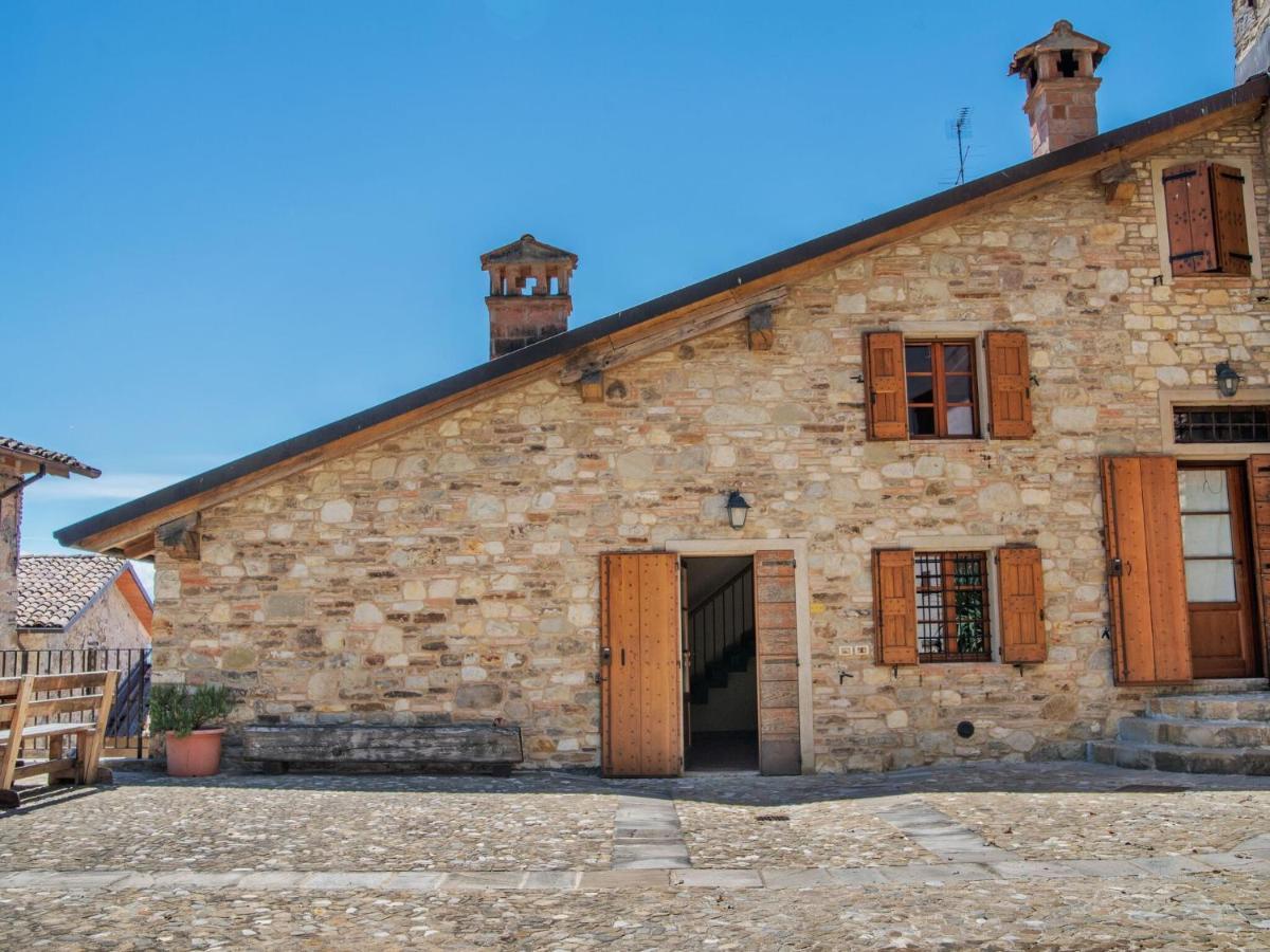 Belvilla By Oyo Aia Castellarano Exteriör bild